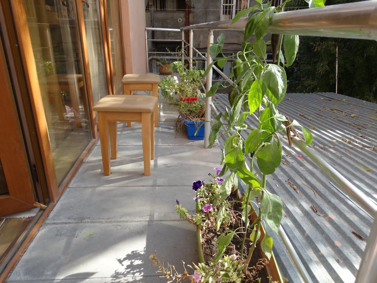Destiny 1 Hostel Yerevan Exterior photo